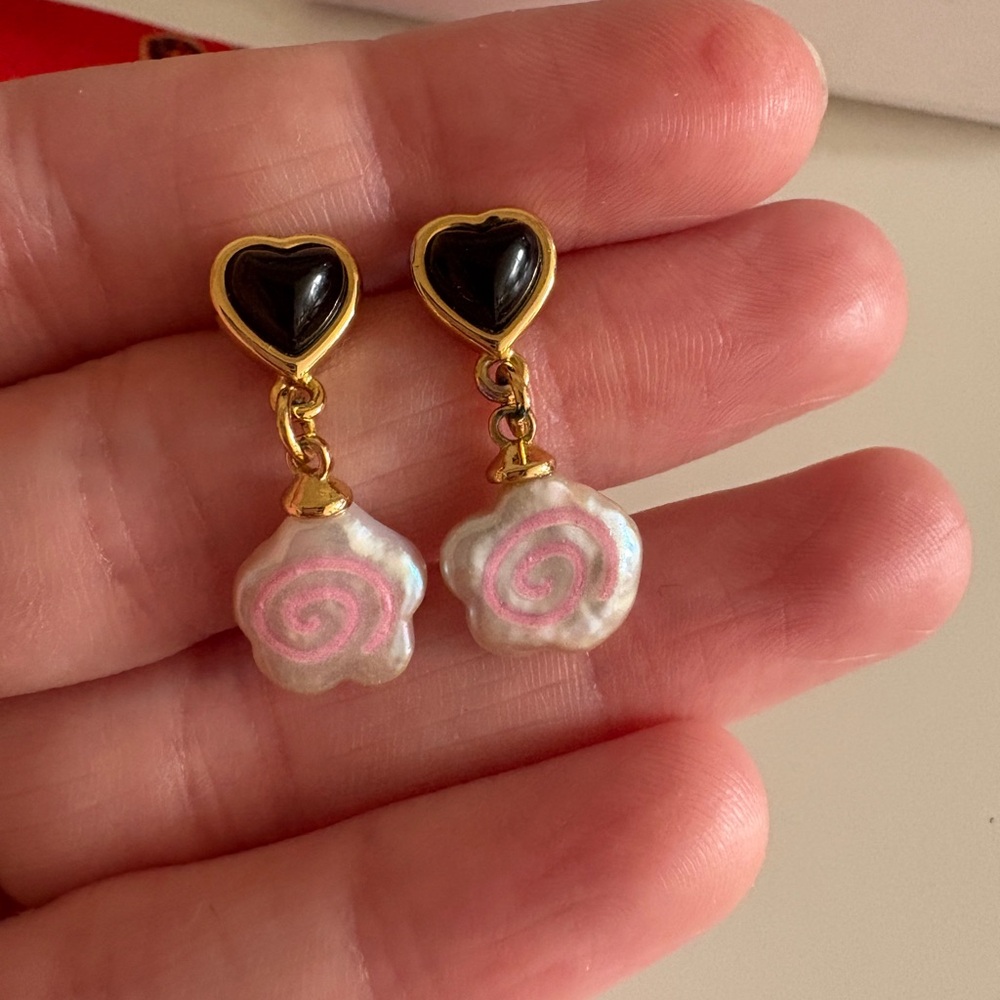 Sandy Liang Narutomaki gold earrings